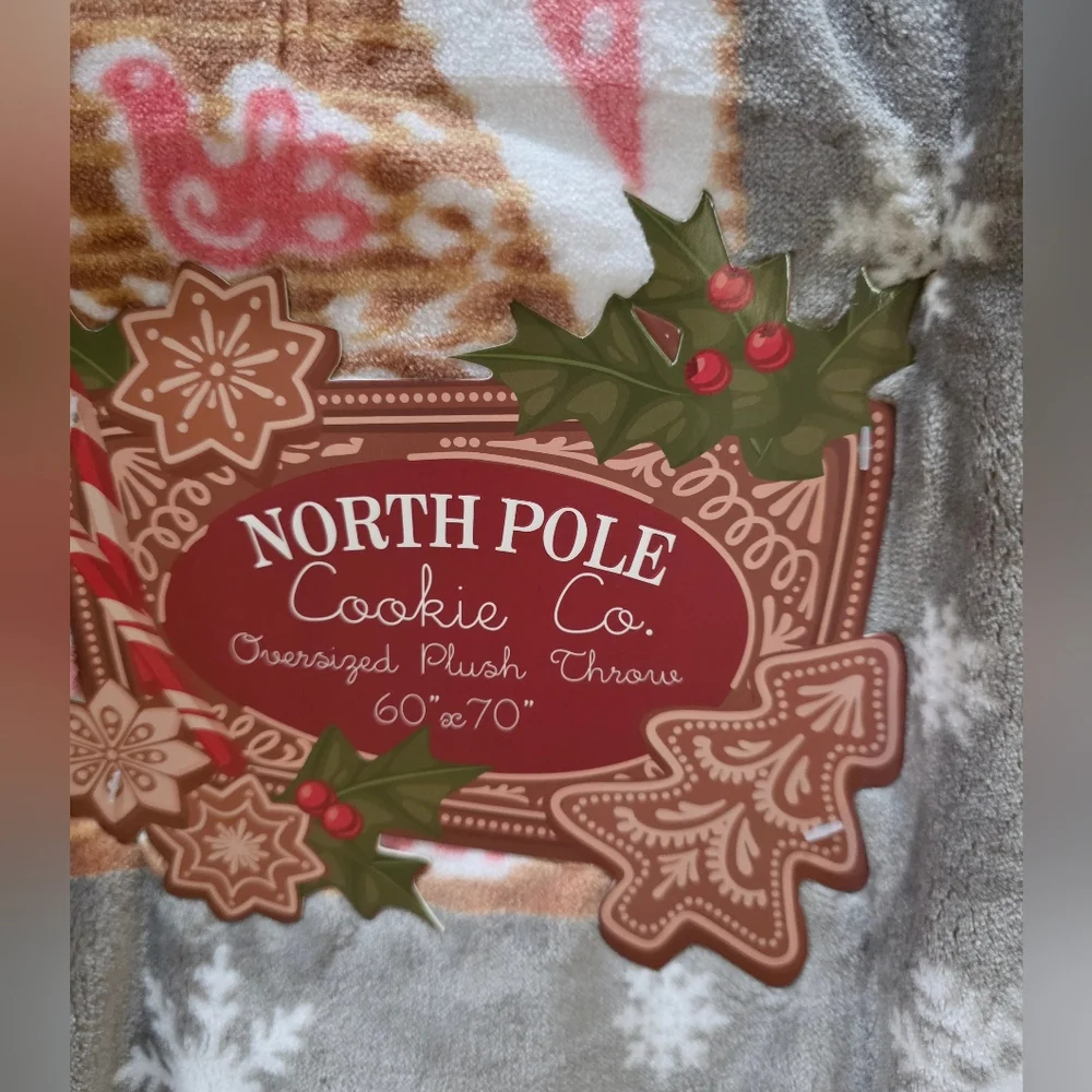 North Pole Gingerbread House Holiday Blanket-NWT